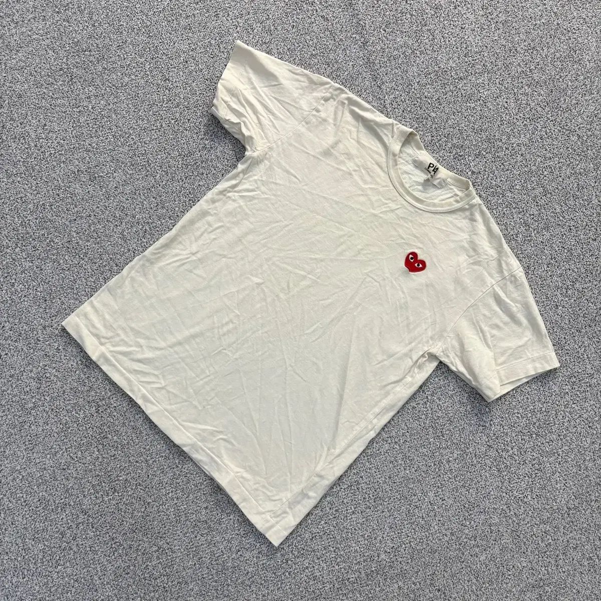 L コム・デ・ギャルソン ハート ワッペン 半袖 Tシャツ 0520J