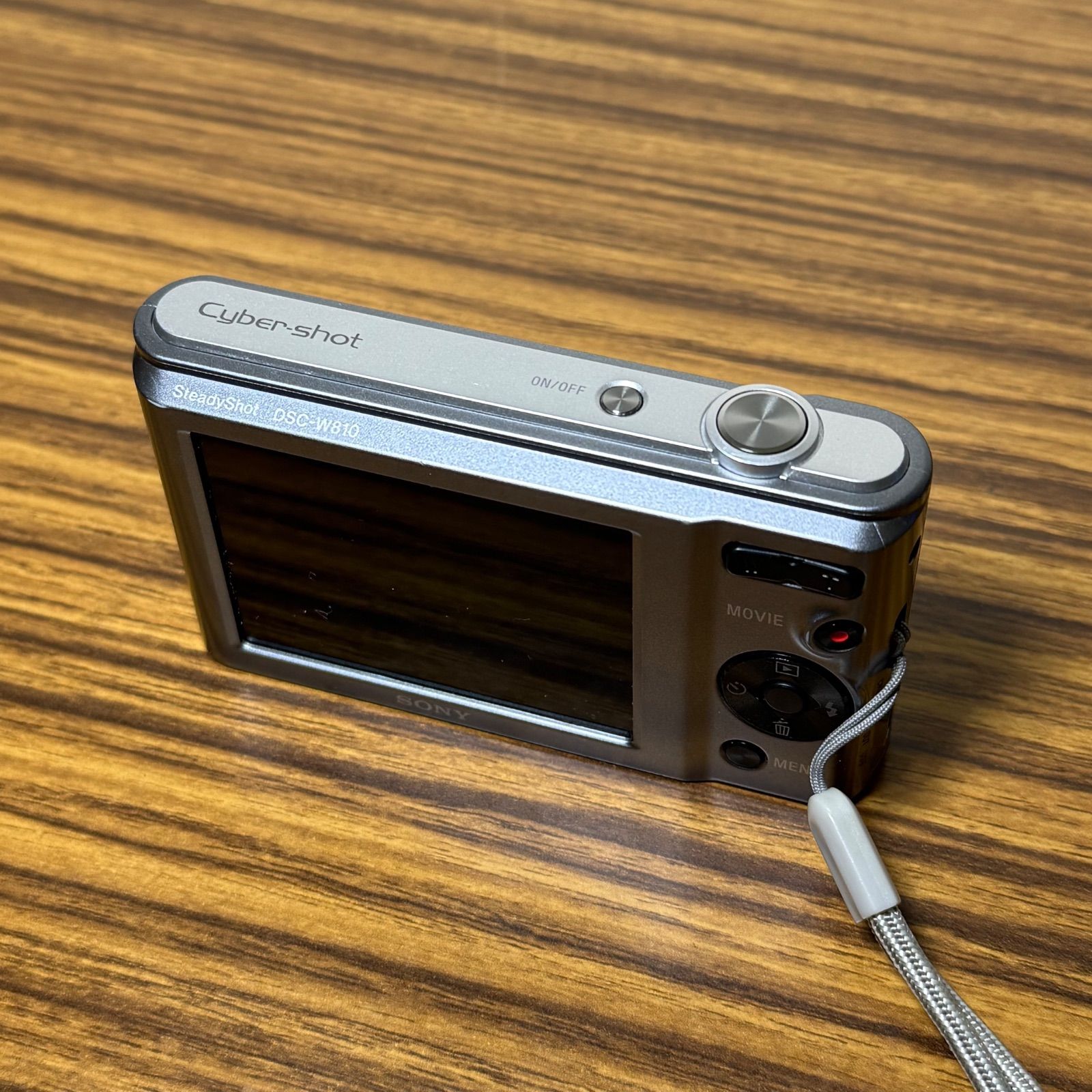 ソニー　SONY Cyber-shot DSC-W810 グレー　動作確認済み 美品・動作確認済】SONY Cyber-shot DSC-W810 デジタルカメラ グレー