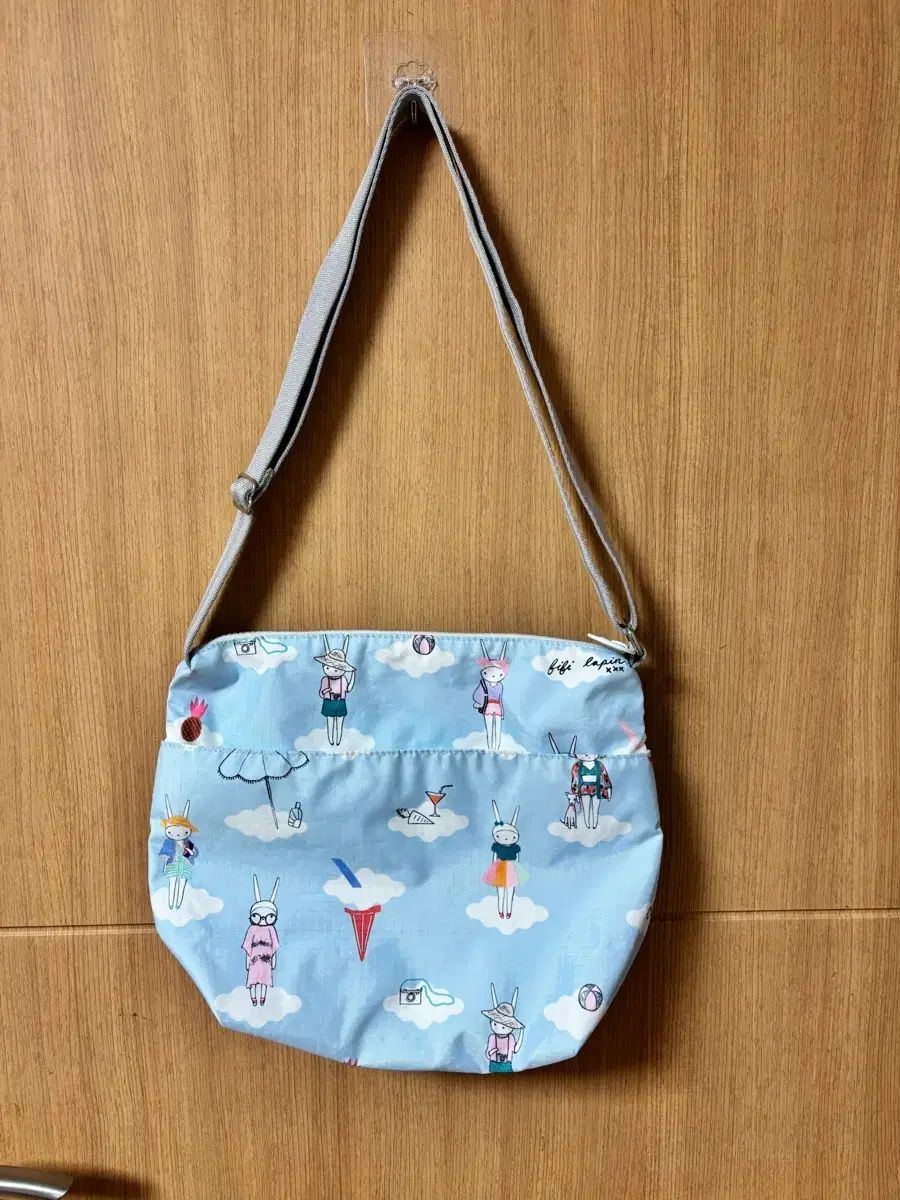 LeSportsac レスポートサック ピピピン クロスバック