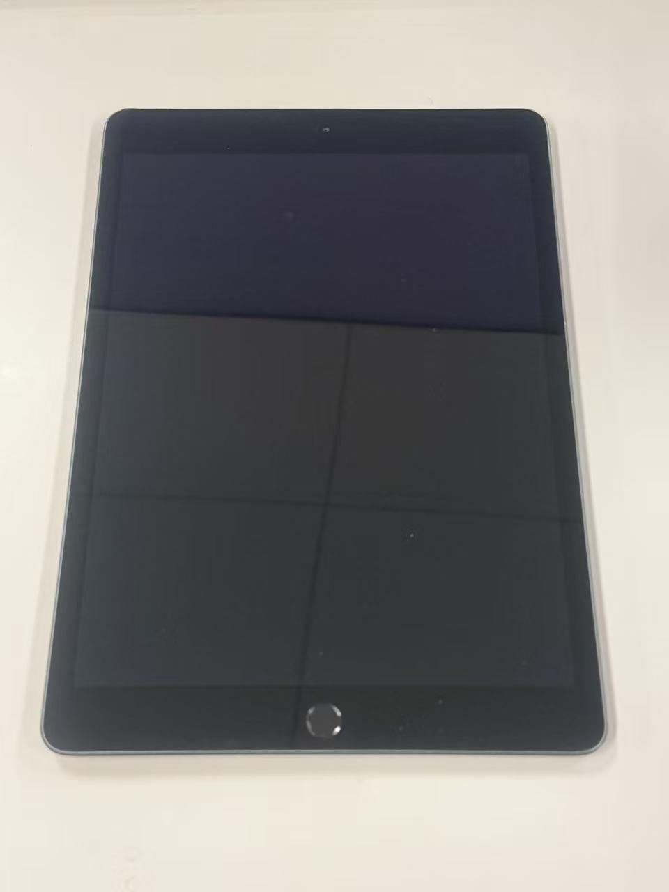 Apple iPad　第8世代Wi-Fi　32GB スペースグレー　箱付き アップルiPad 8世代 Wi-Fi 32GB スペースグレイ