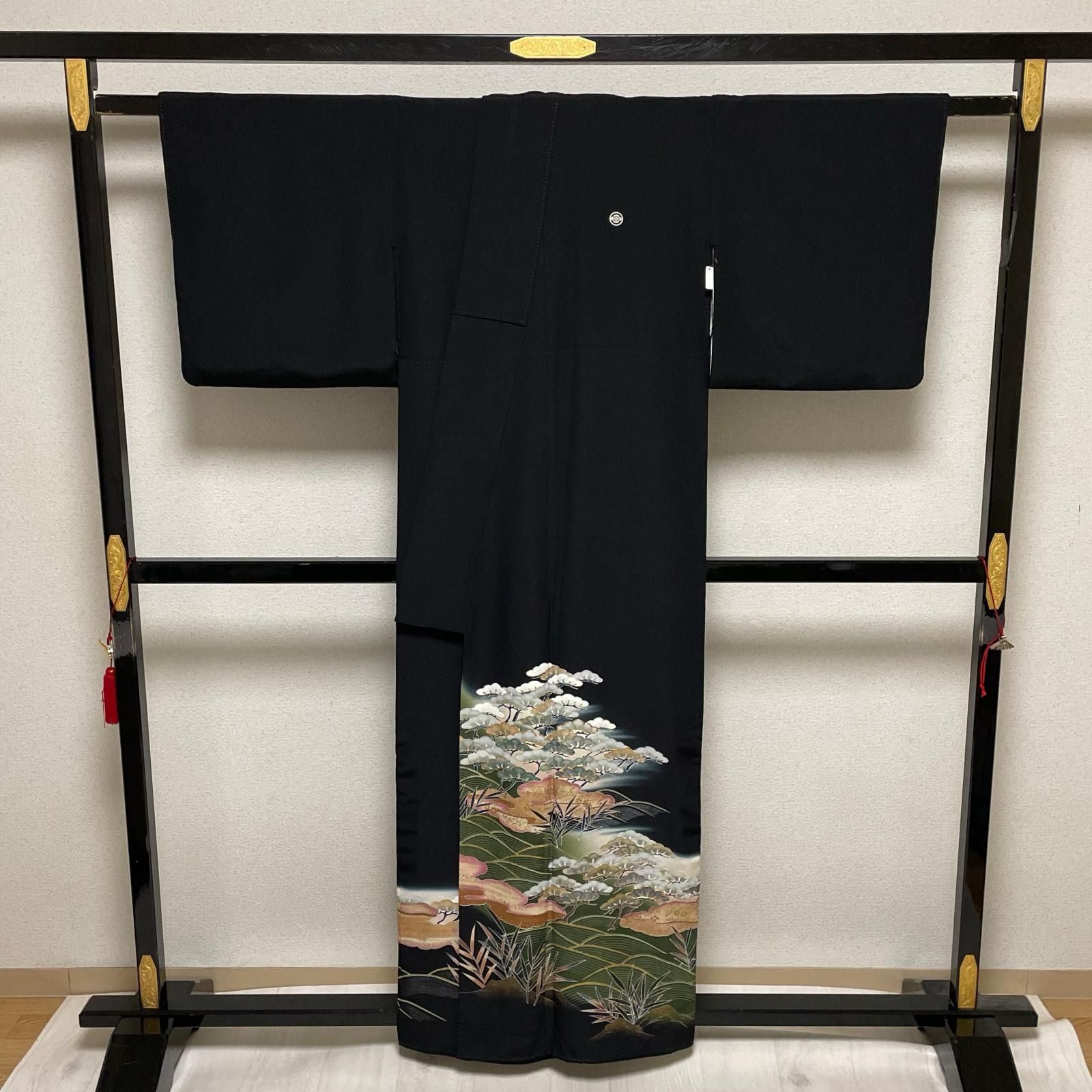 黒留袖 優夢絹 裄66.5 美しい松の染め 着物 正絹 五つ紋 X-2268 - メルカリ