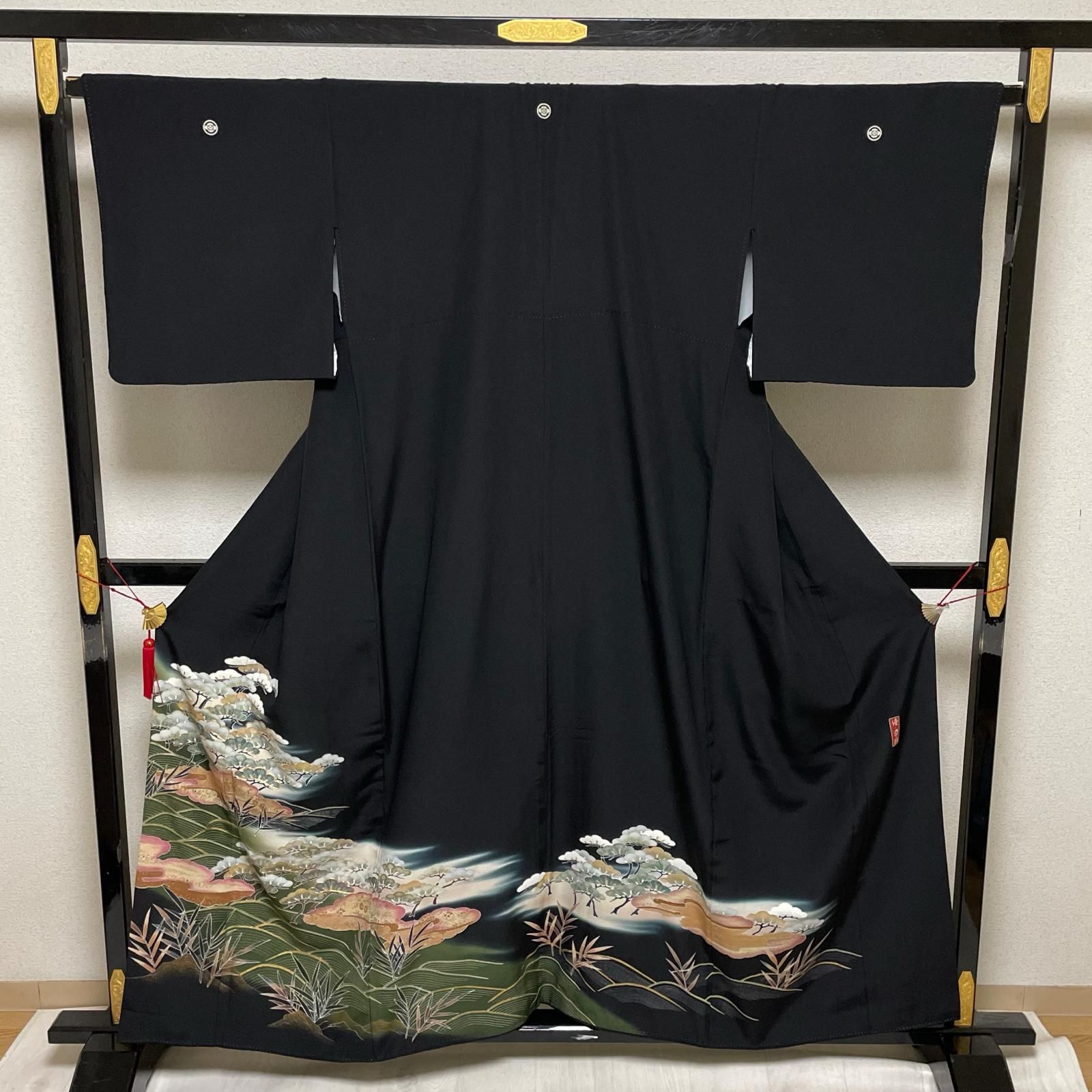 黒留袖 優夢絹 裄66.5 美しい松の染め 着物 正絹 五つ紋 X-2268 - メルカリ