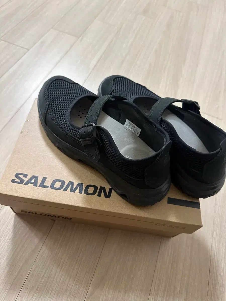 SALOMON(サロモン) メリージェーン(メリージェーン) ブラック(ブラック) レディース(レディース) サンダル(サンダル) 230 SALOMON(サロモン) メリージェーン(メリージェーン) ブラック(ブラック) レディース(レディース) サンダル(サンダル) 230