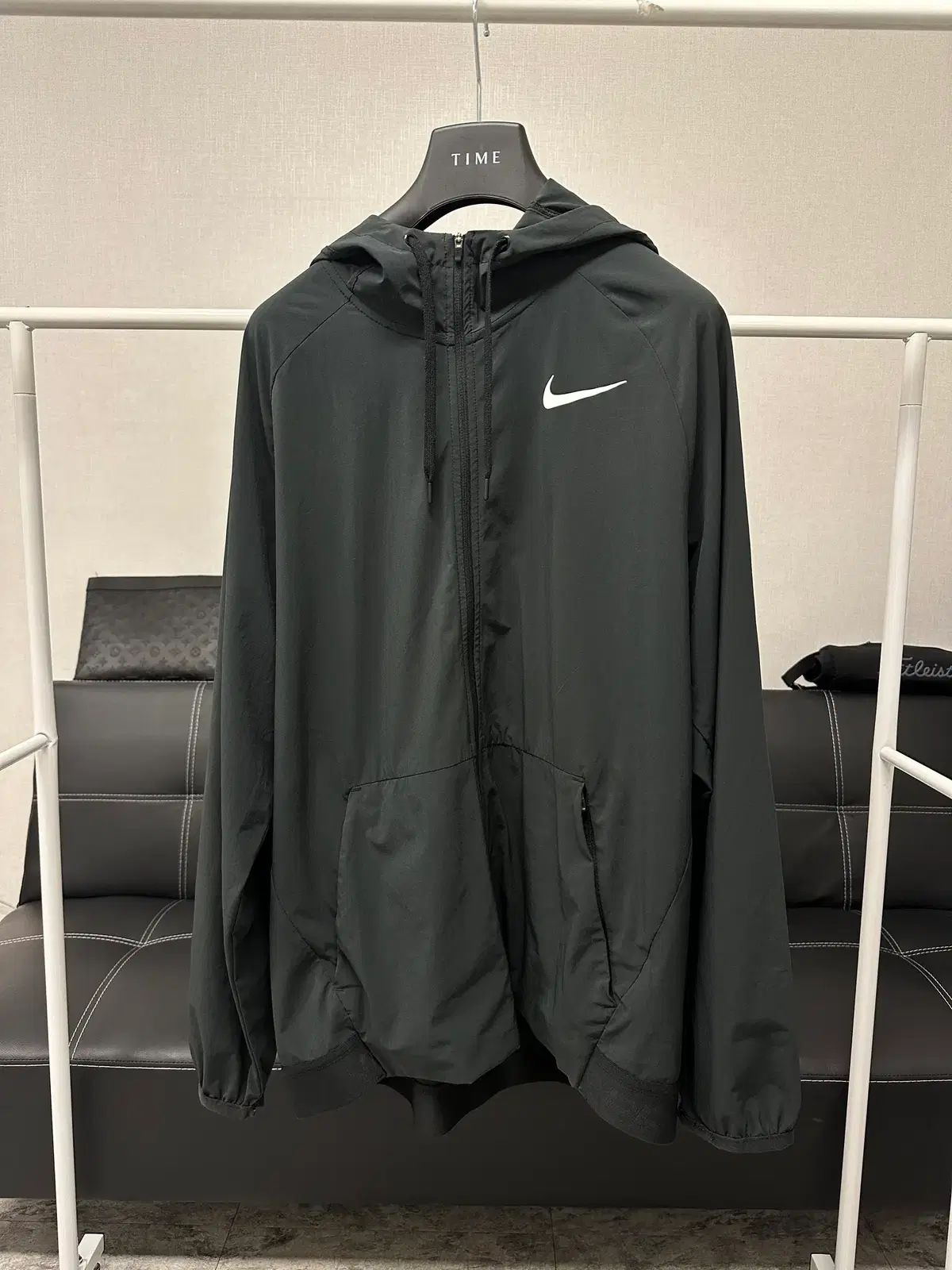 サイズ 110) NIKE プロ ドライフィット WHO ウィンドブレーカー
