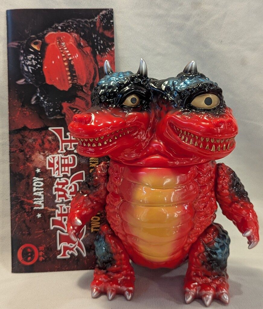 LALATOY 双生恐竜王 1期 赤成型