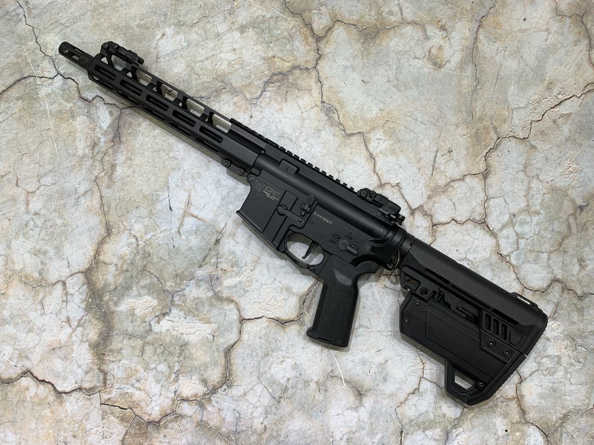 （中古商品）C.A.T. 電動ガン AR-15 Explorer 10