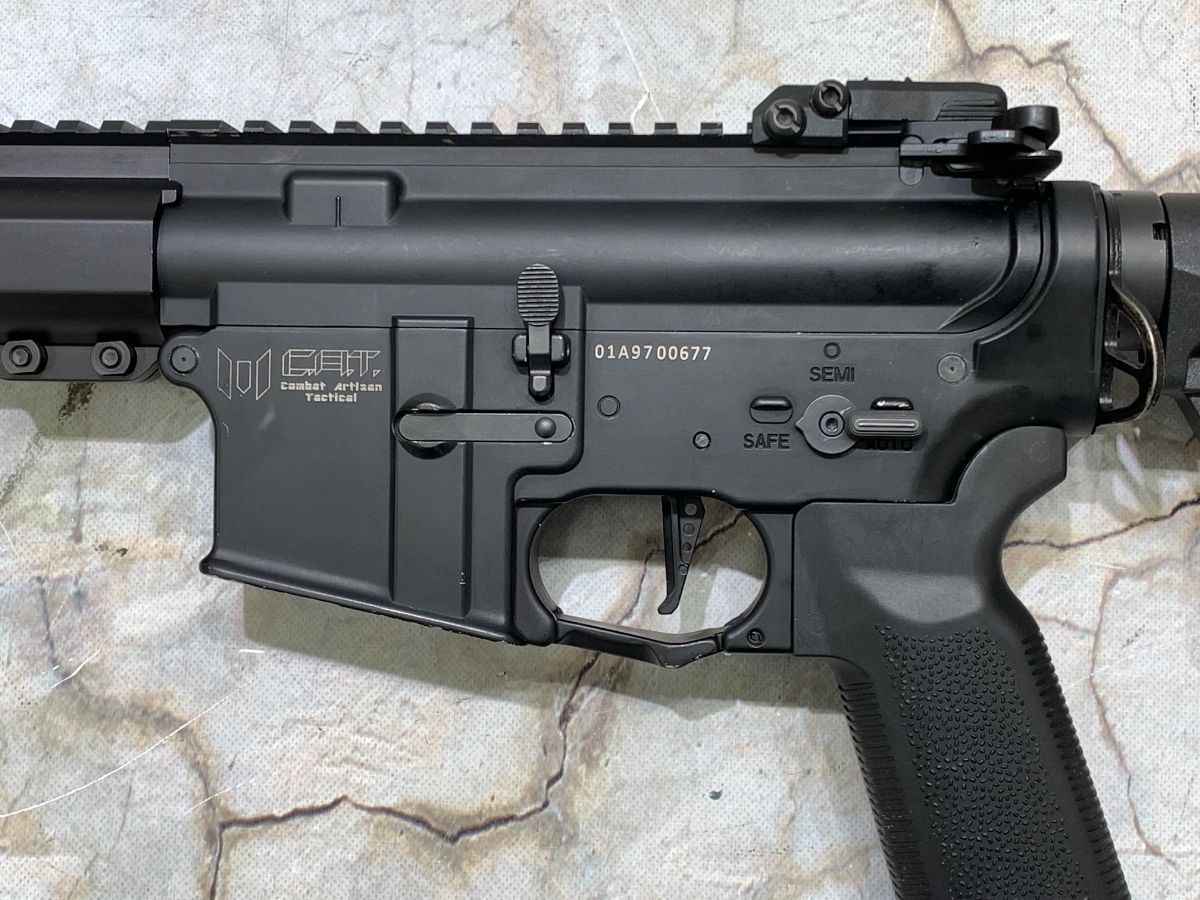 (中古商品)C.A.T. 電動ガン AR-15 Explorer 10 (中古商品)C.A.T. 電動ガン AR-15 Explorer 10