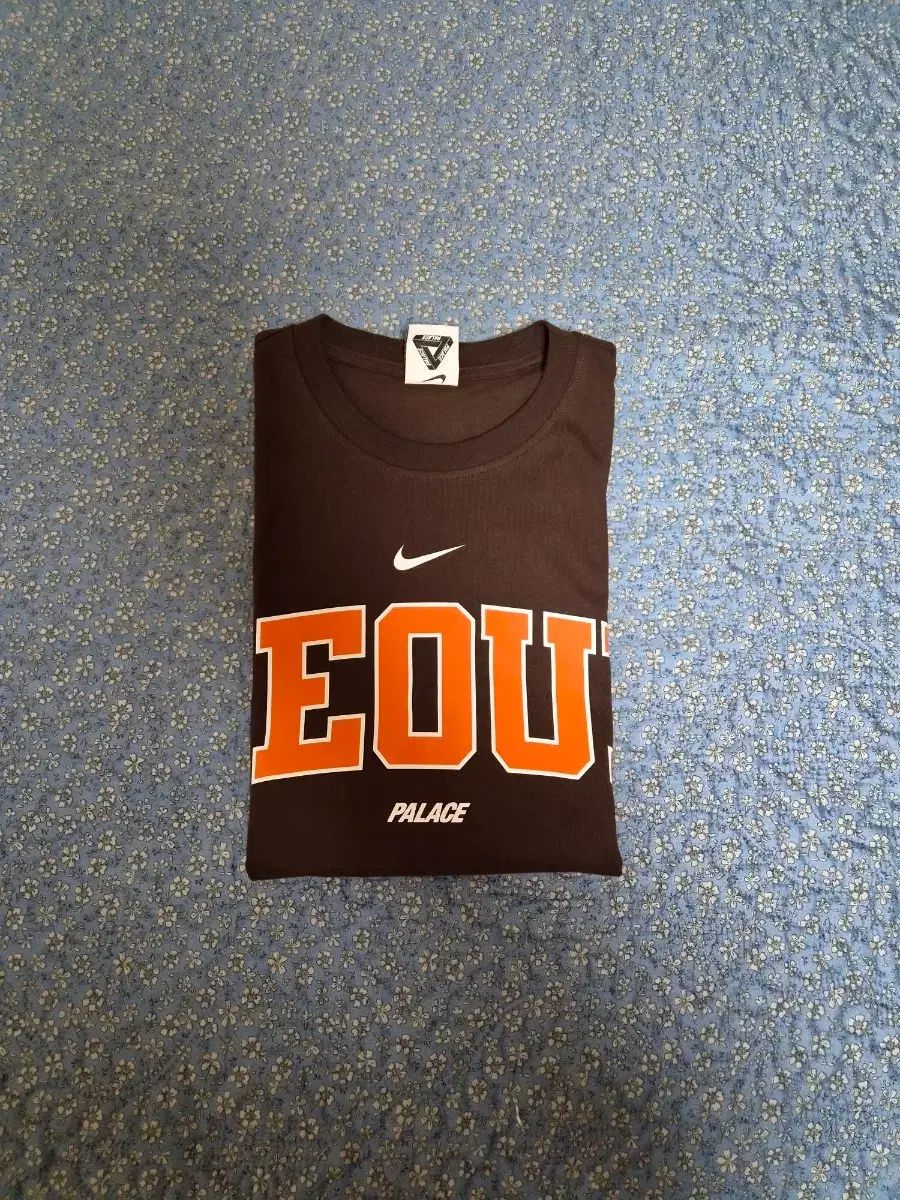 2XL PALACE NIKE ショップ Tシャツ ホンデ ブラウン 2XL PALACE NIKE ショップ Tシャツ ホンデ ブラウン
