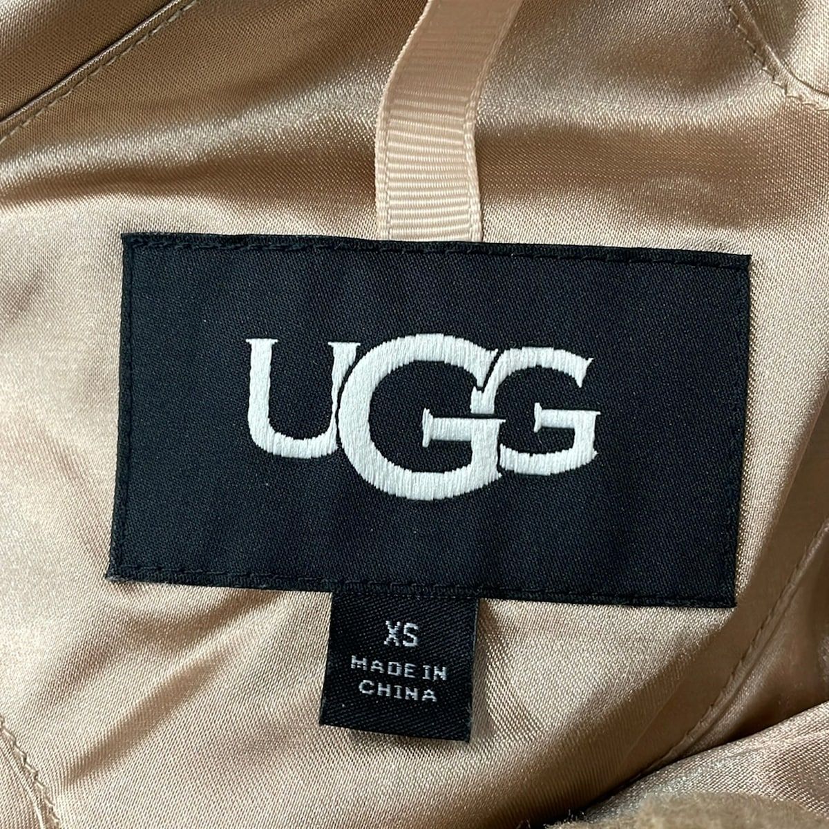 UGG(アグ) ブルゾン サイズXS レディース美品 フランキー シェルパ トラッカー ジャケット 1113951 ベージュ 長袖ボア/秋/冬
