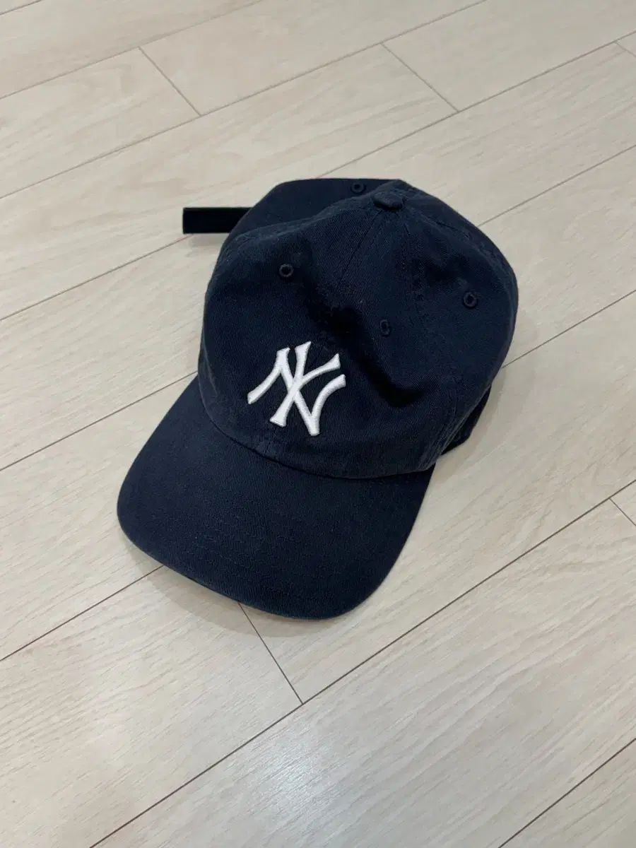 47 ブランド NEW YORK YANKEES CLEAN UP ネイビー