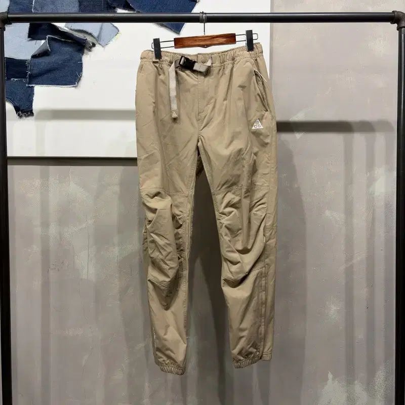 (25 27インチ) NIKE レディース ACG STORM-FIT 밴딩 ベルト付き ジョガーパンツ