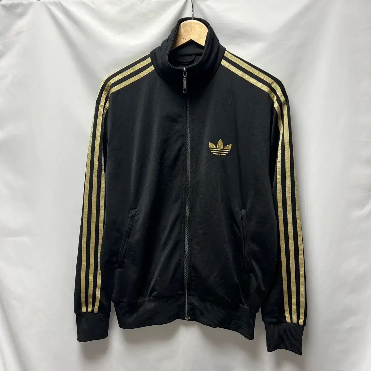 正規品/95 アディダス 旧ファイヤーバード ブラックゴールド トラックジャージ