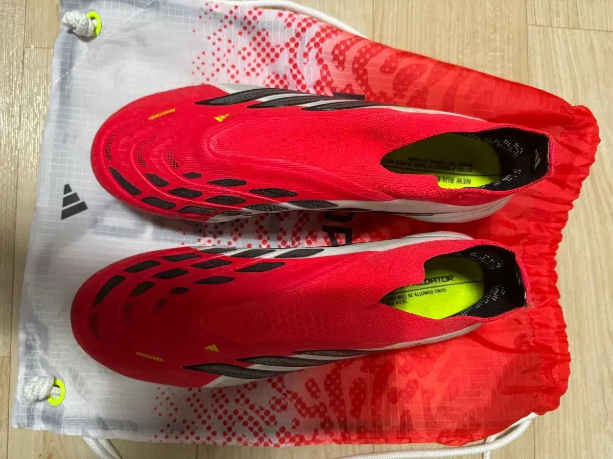 アディダス プレデター エリート サッカーシューズ