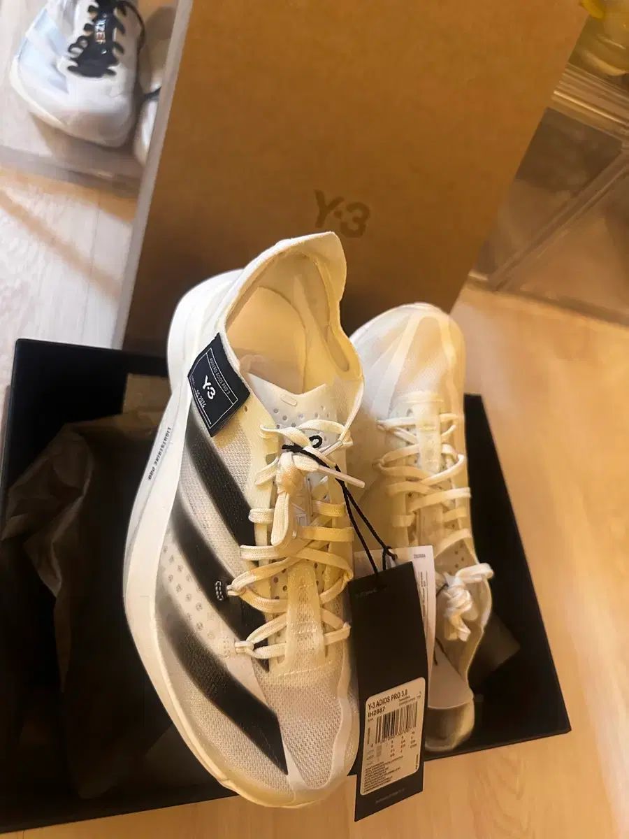 Y-3 アディゼロ アディオス プロ 3 ランニングシューズ