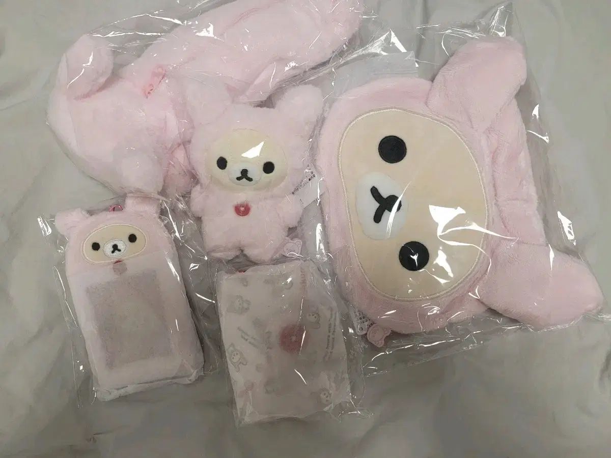 コリラックマいっぱい うさぎ ぬいぐるみ ポーチ 財布 筆箱