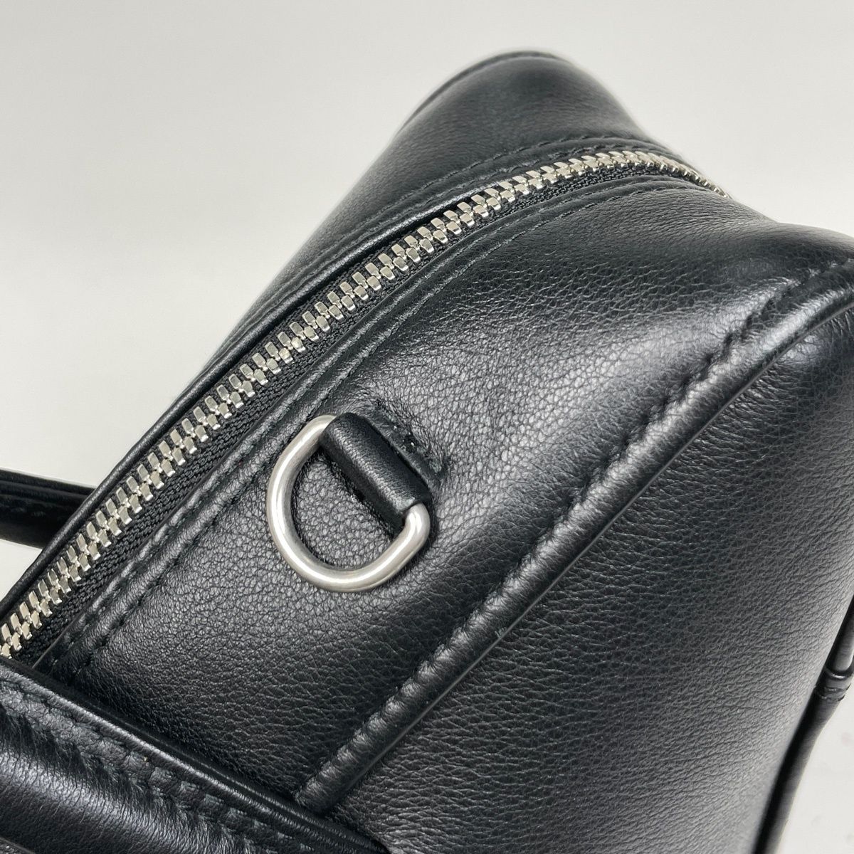 バレンシアガ BALENCIAGA トライアングル ダッフルS レザー ブラック 