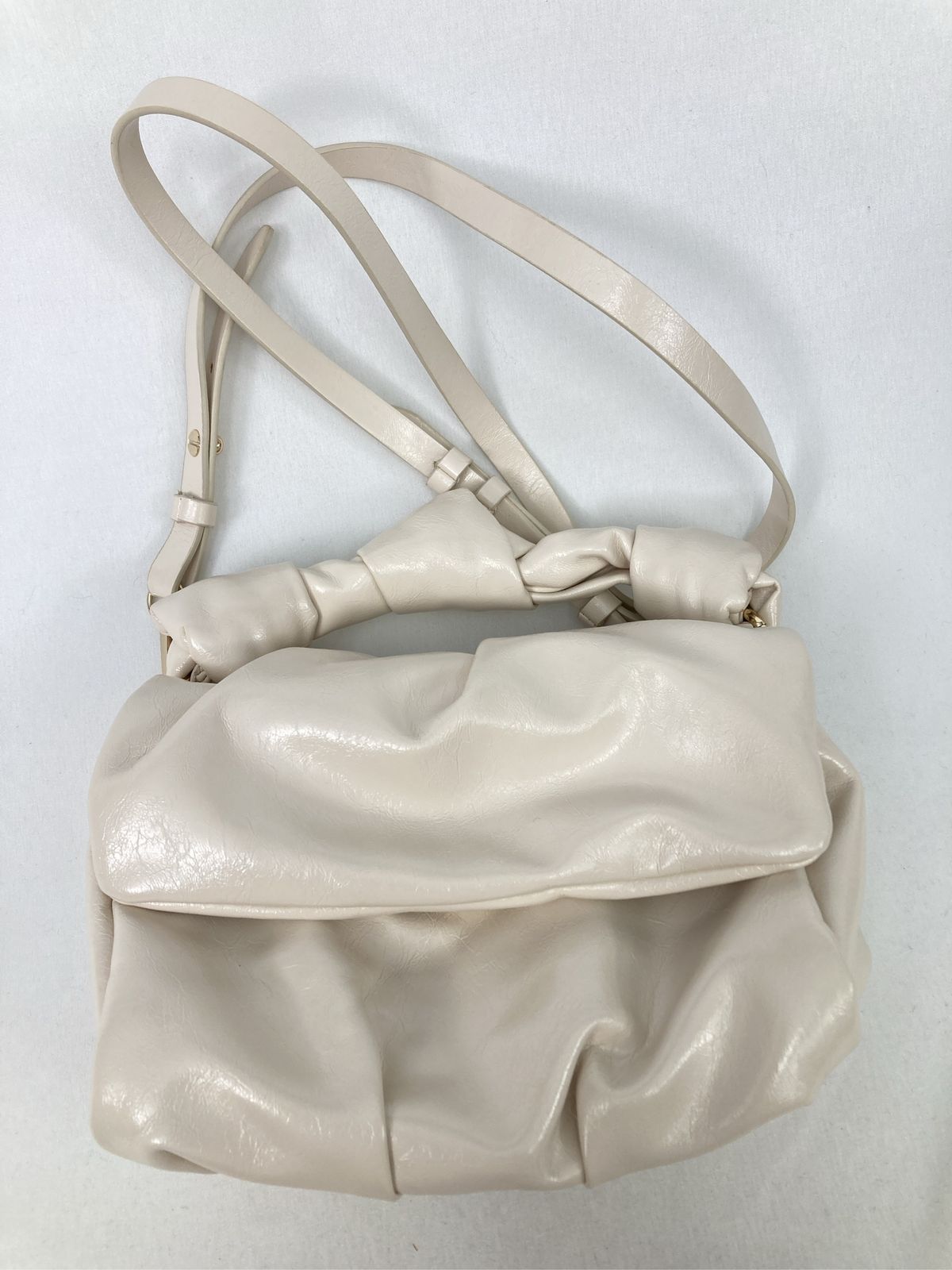 ZARA ザラ ショルダーバッグ アイボリー レディース