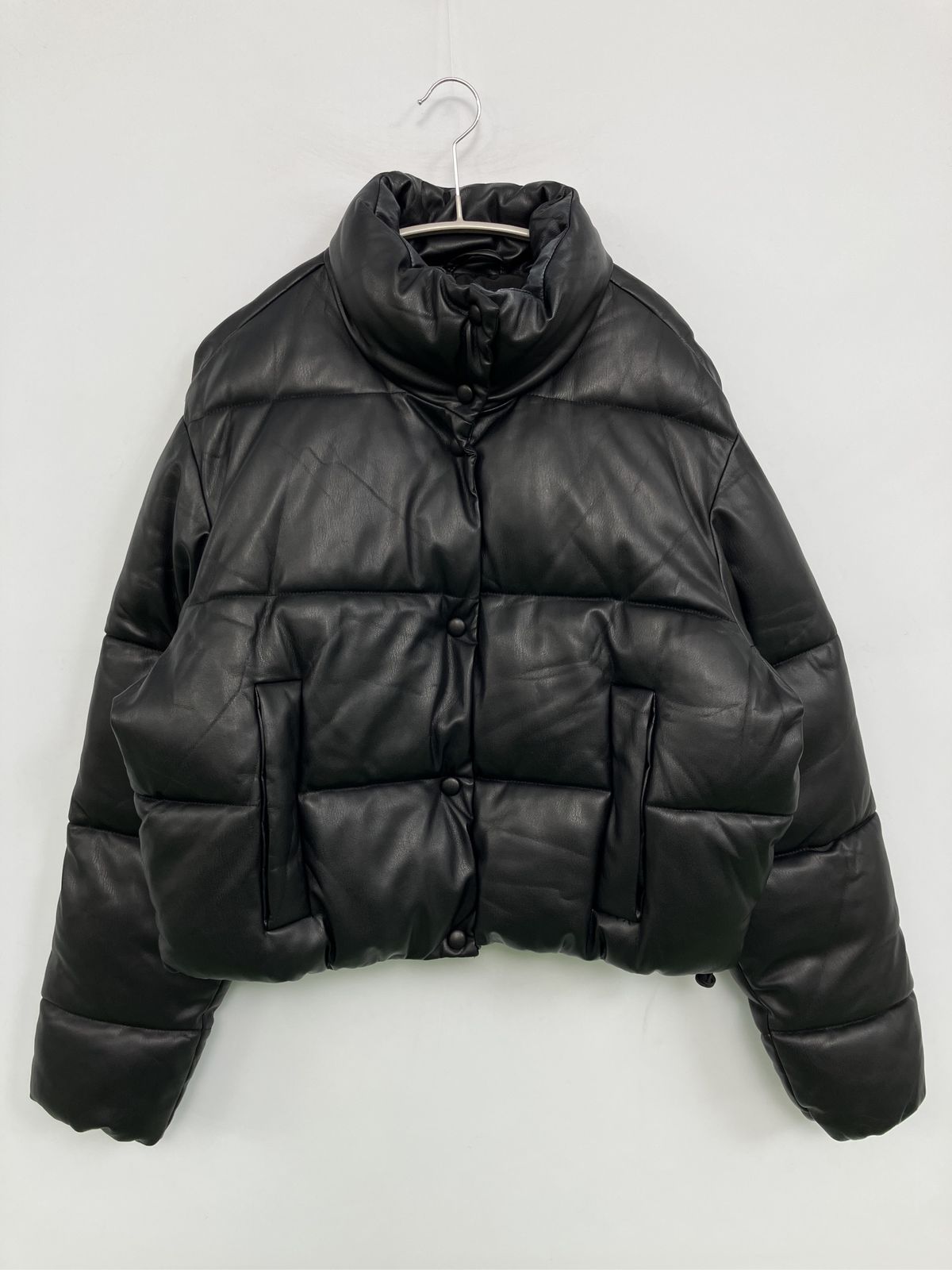 ZARA ザラ ダウンジャケット/コート USA M ブラック 無地 ショート丈 フードなし ボタン留め レディース