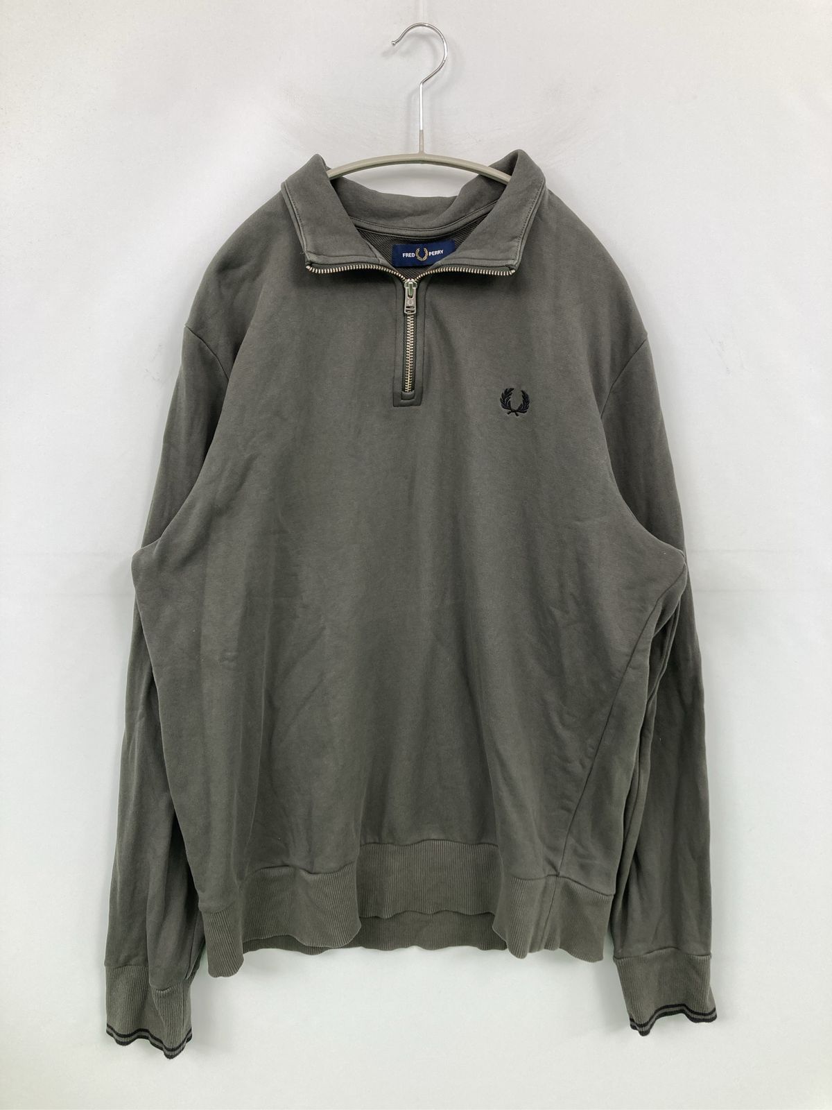 FRED PERRY フレッドペリー スウェット XL グレー 無地 ワンポイント ブランドロゴ 刺繍 長袖 メンズ