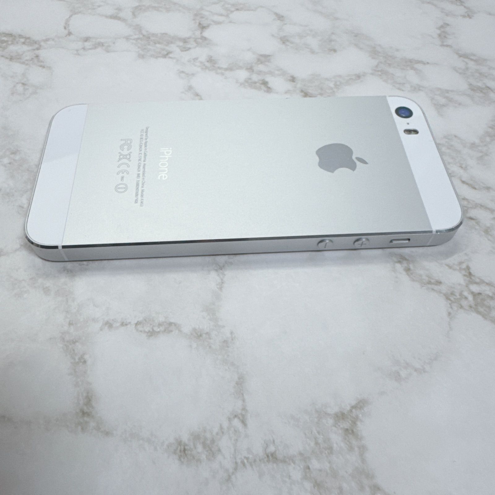 iPhone 5s 16GB シルバー 中古品 - メルカリ