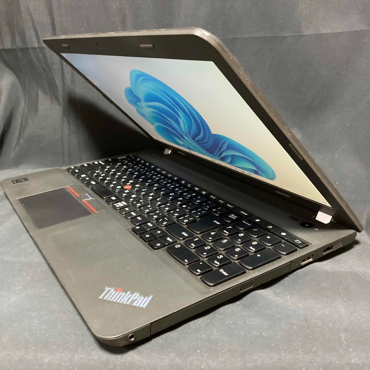 SSD16GB ThinkPad Core i3 Win11 初心者OK- メルカリ