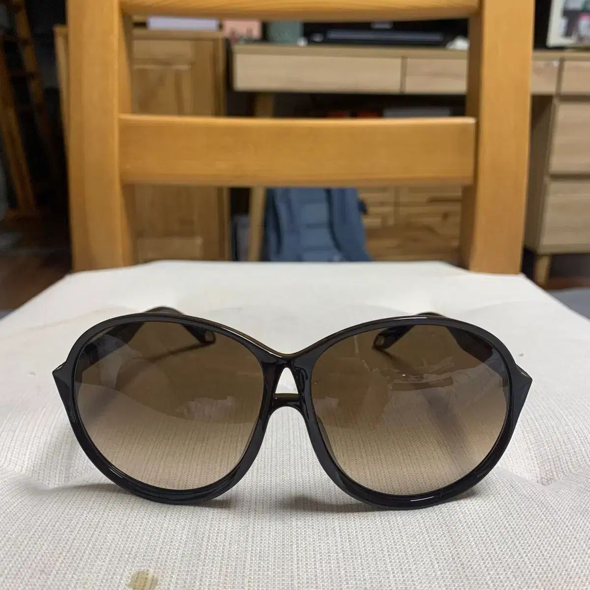 ジバンシィ サングラス