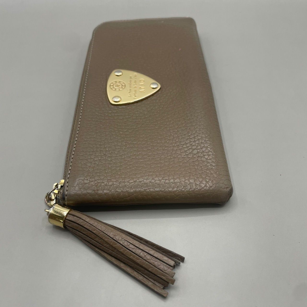 良品 ATAO アタオ 長財布 L字ファスナー ゴールド金具 リモ ケリー