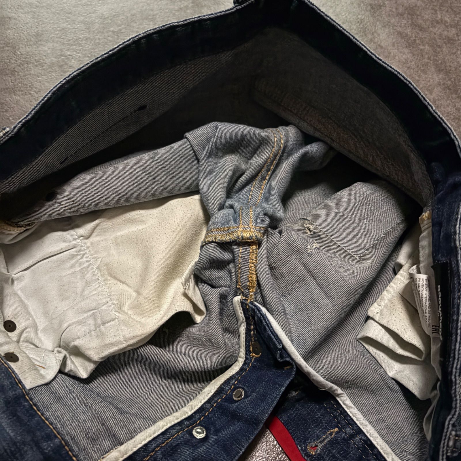 ディースクエアード DSQUARED2 デニム ジーンズ ジーパン SkaterJean スケーター S71LB0635 イタリア製 ストレッチ 濃紺 ダメージ クラッシュ 加工 ヒゲ 48 L ビッグタグ アメカジ y2k グランジ パンク ストリート 古着