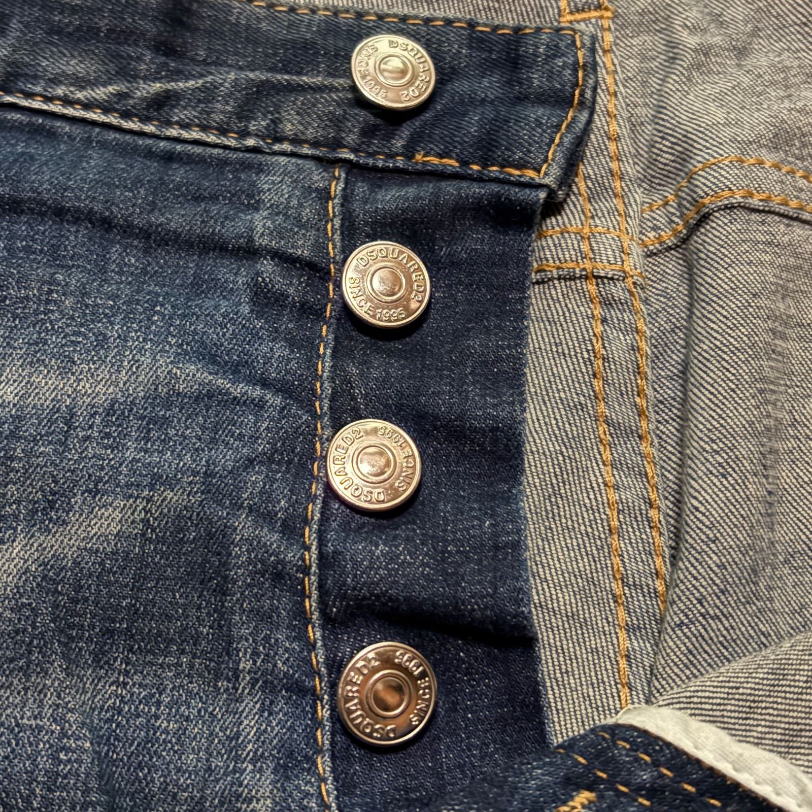 ディースクエアード DSQUARED2 デニム ジーンズ ジーパン SkaterJean スケーター S71LB0635 イタリア製 ストレッチ 濃紺 ダメージ クラッシュ 加工 ヒゲ 48 L ビッグタグ アメカジ y2k グランジ パンク ストリート 古着