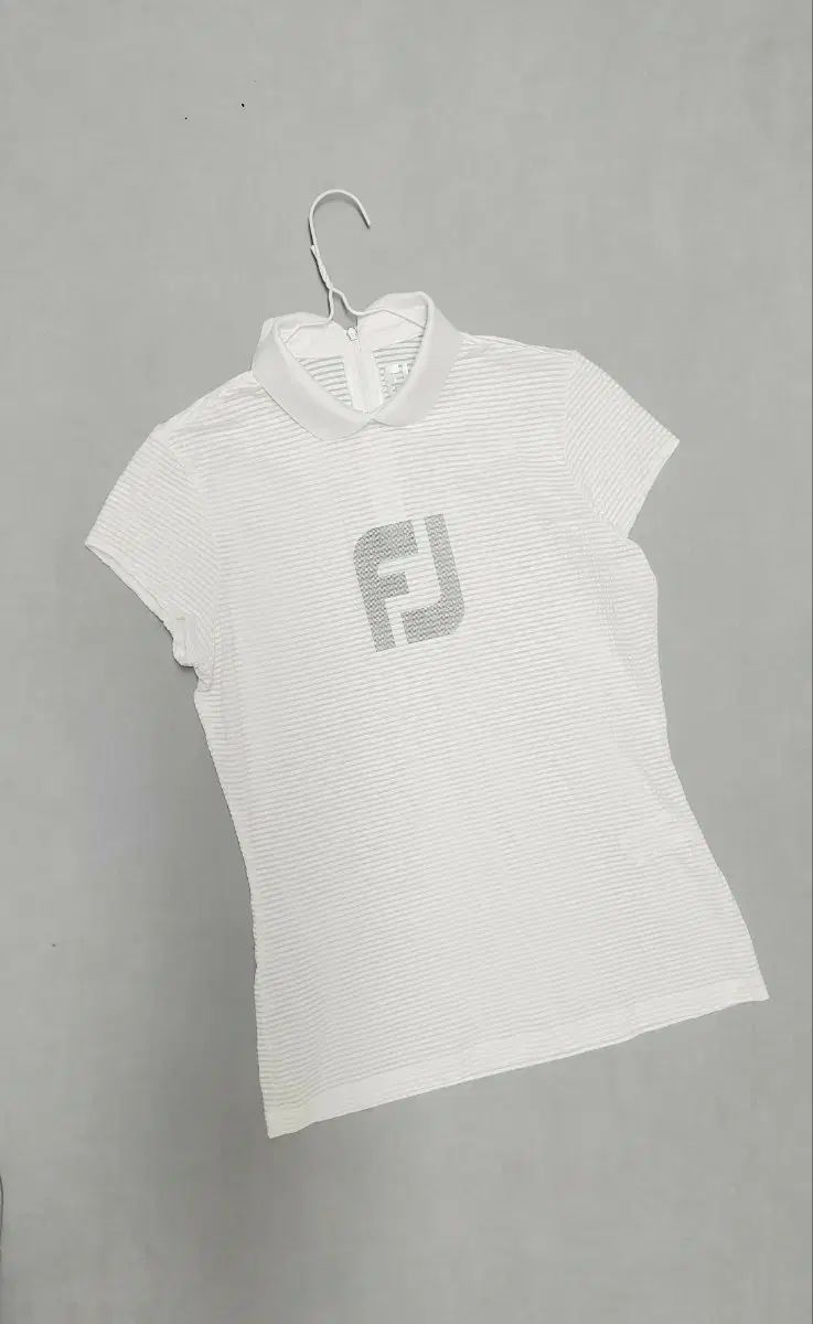 レディース ゴルフ KARA（カラ） 半袖Tシャツ 白