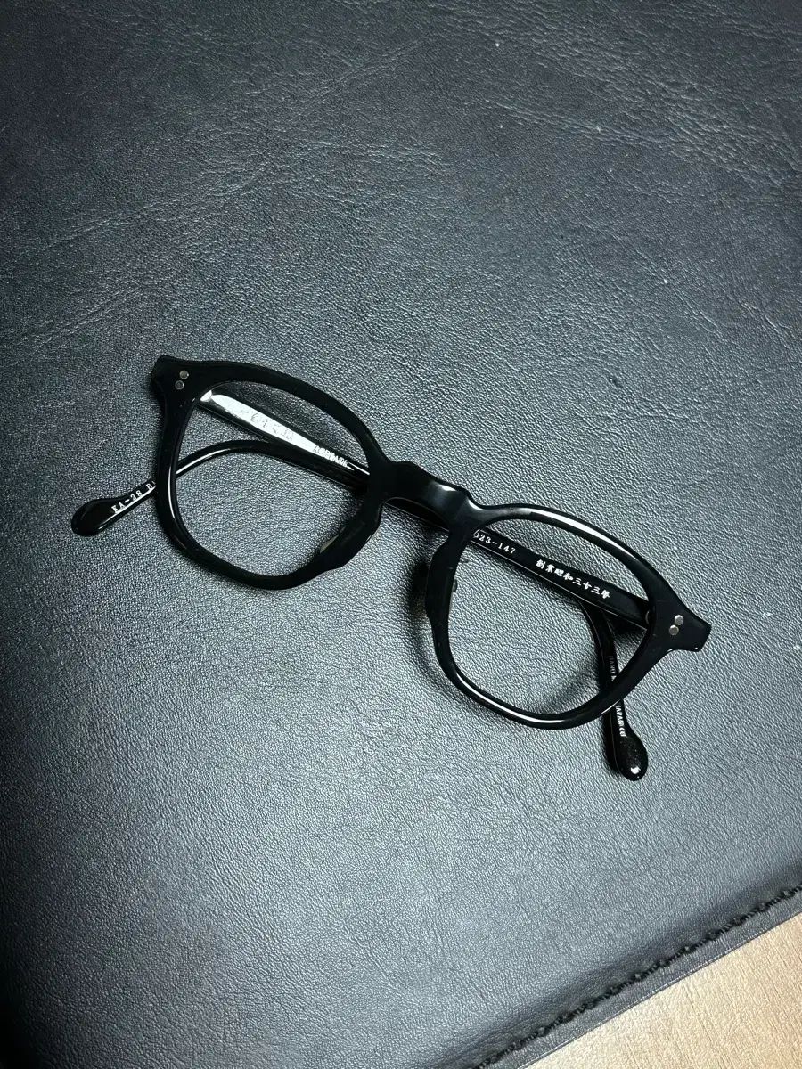 金子眼鏡 ka28 (アセテート) black