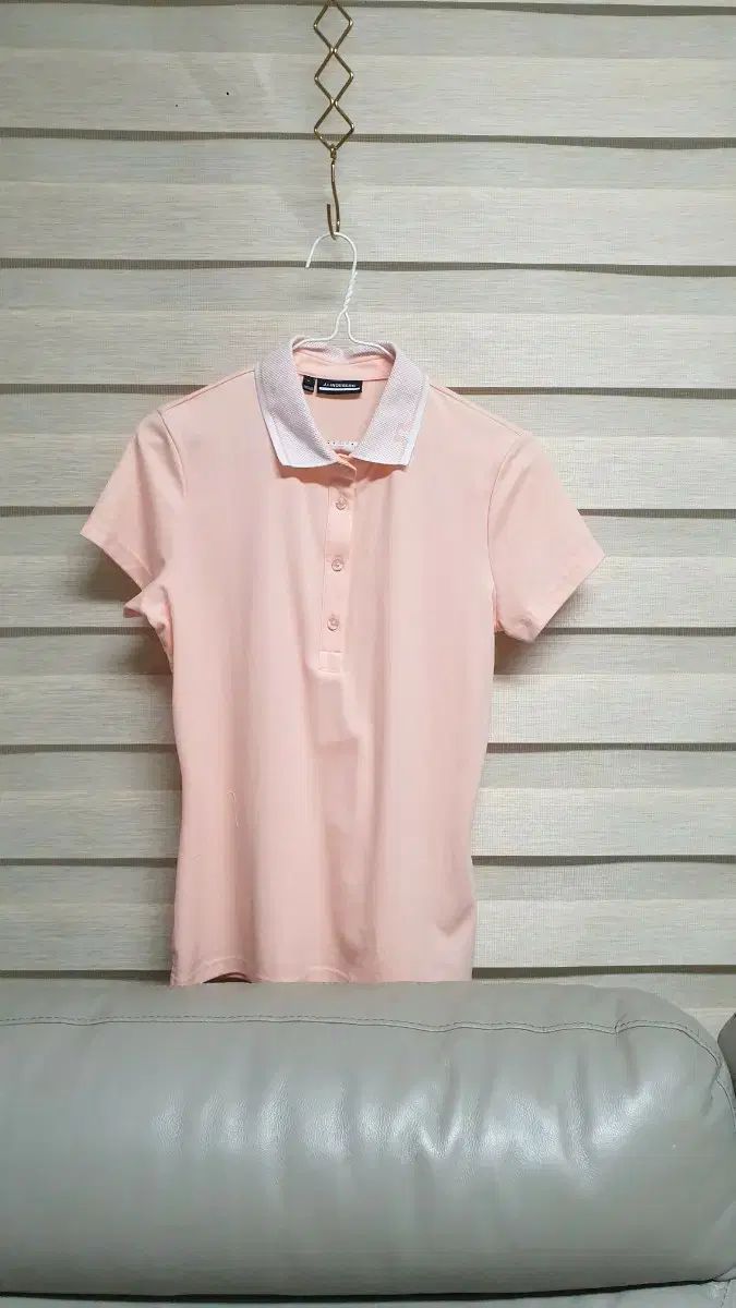 ピンク半袖ポロTシャツ