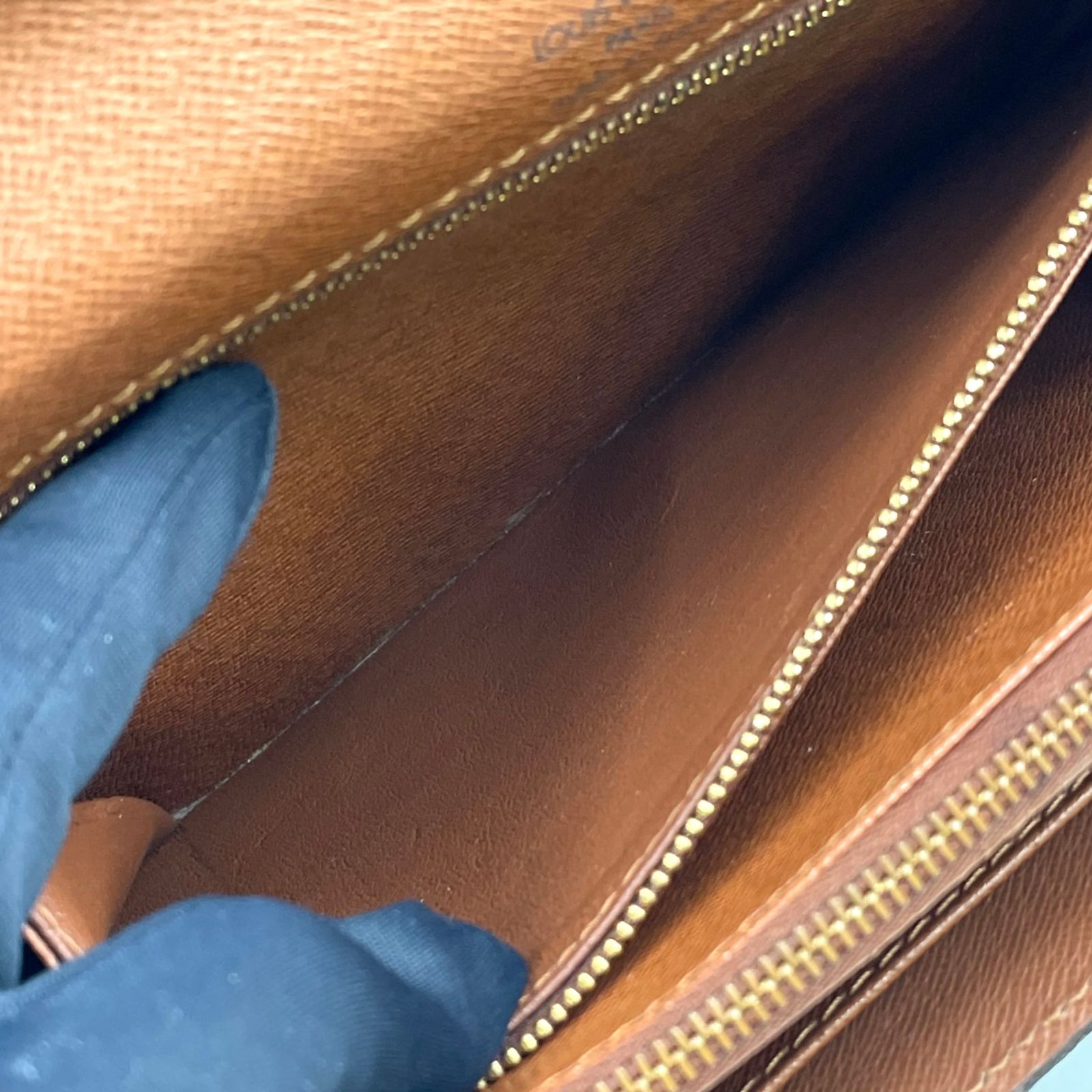 新着】LOUIS VUITTON コンコルド モノグラム 鍵付属なし レザー×PVC 