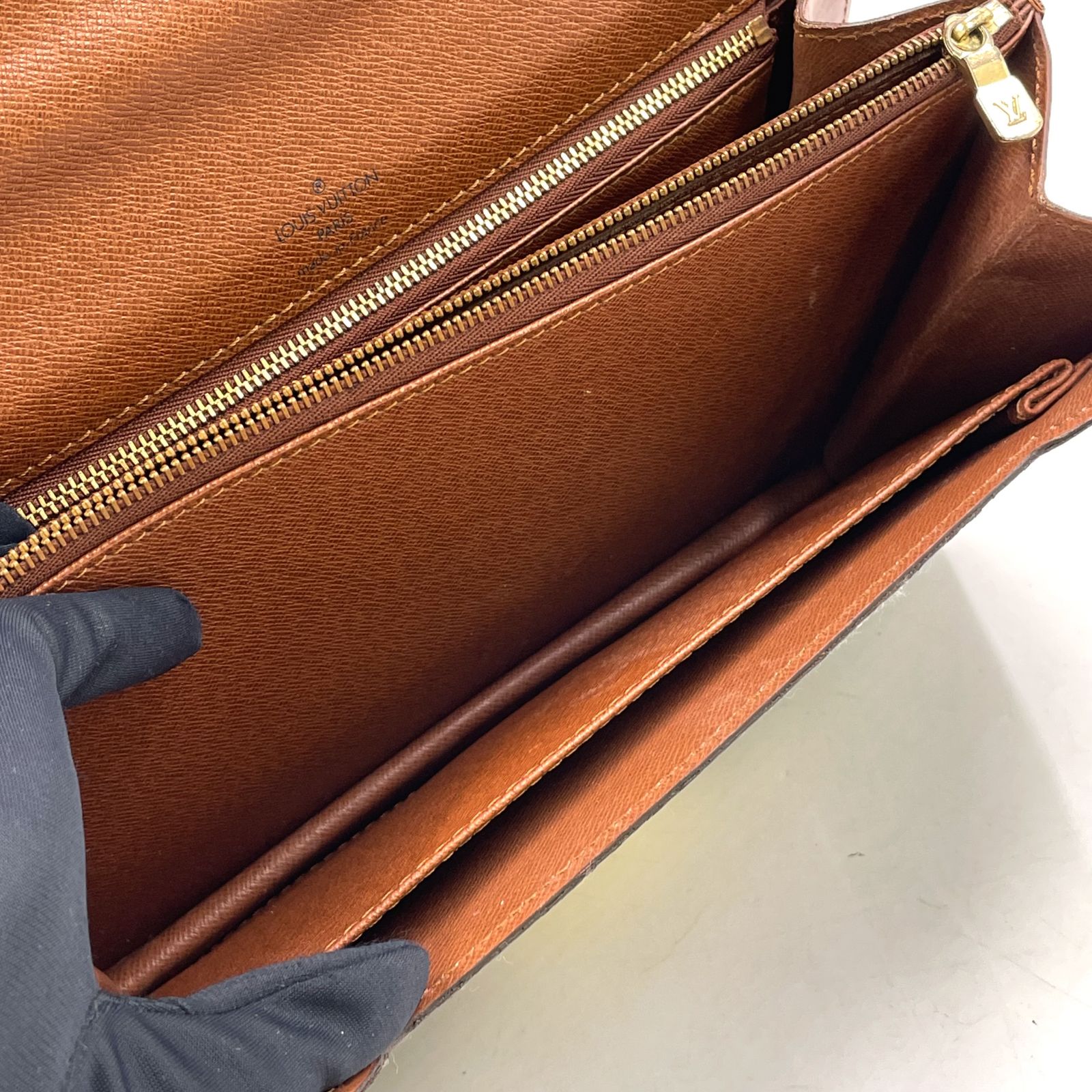 新着】LOUIS VUITTON コンコルド モノグラム 鍵付属なし レザー×PVC 