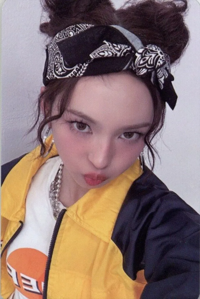 Chiquita - HOT SAUCE Album PC photocard photocard