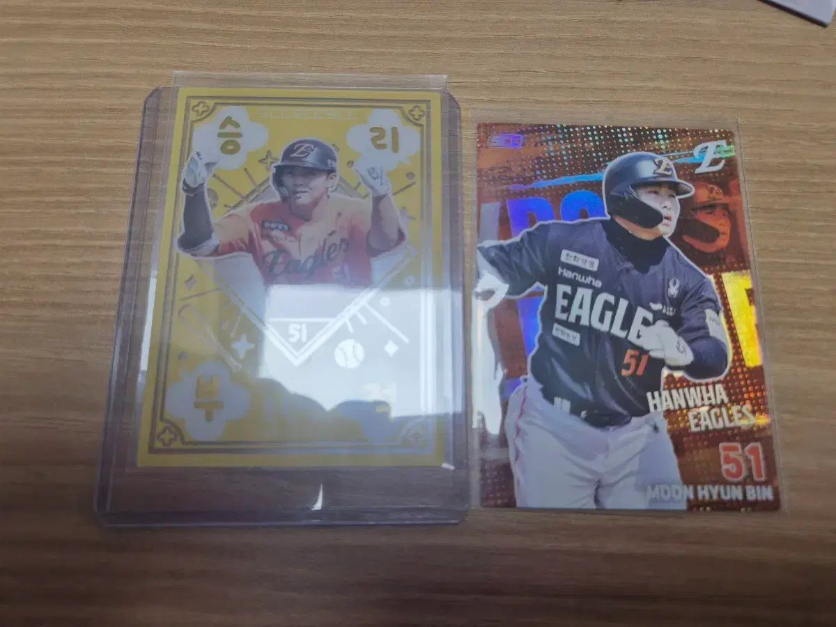 KBO 2026 野球カード Hanwhae Eagles ムン・ヒョンビン 勝利 お守り ホロ