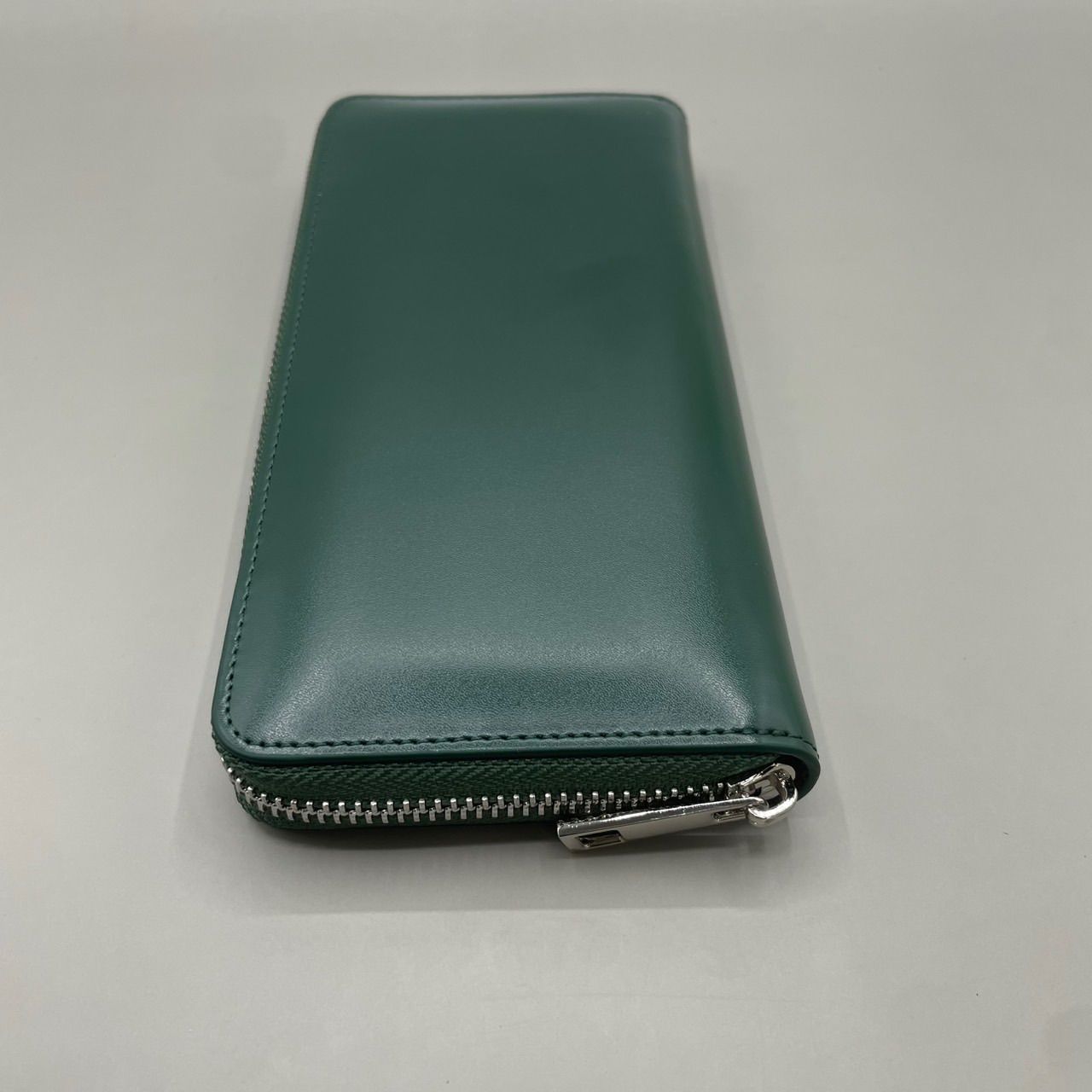 新品未使用 訳あり MURA ムラ 長財布 ラウンドファスナー レザー 緑 