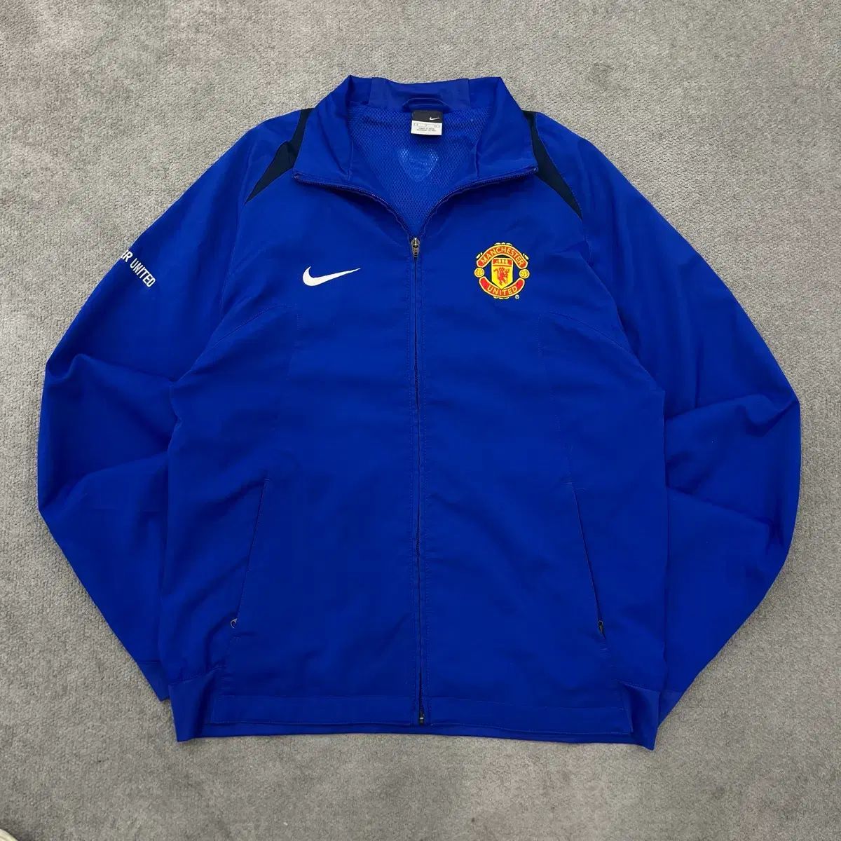 95 NIKE マンチェスター・ユナイテッドFC トラック ジャケット