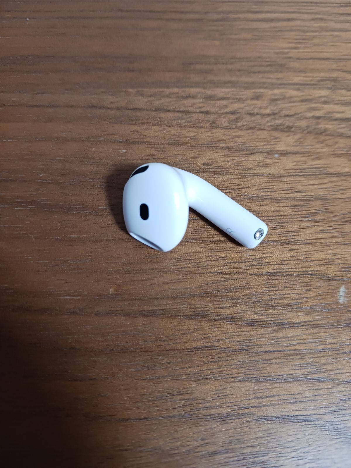 正規品）Apple AirPods 4世代 片耳 R片方 右耳 ノイズキャンセリング
