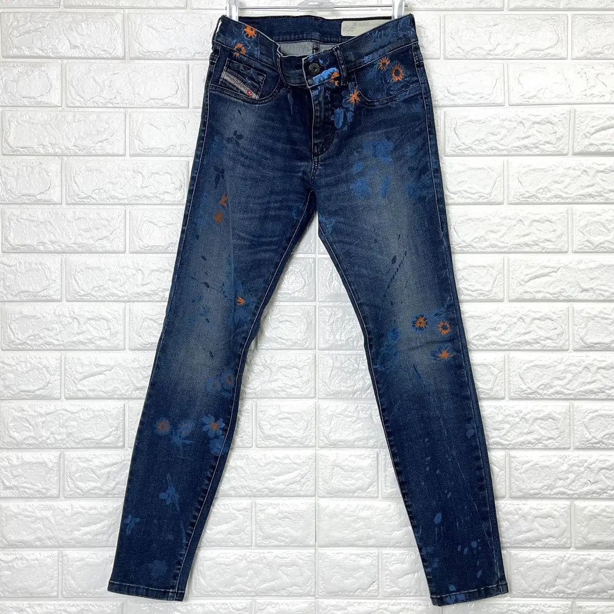 DIESEL レディース フラワー ペインティング スキニージーン 26