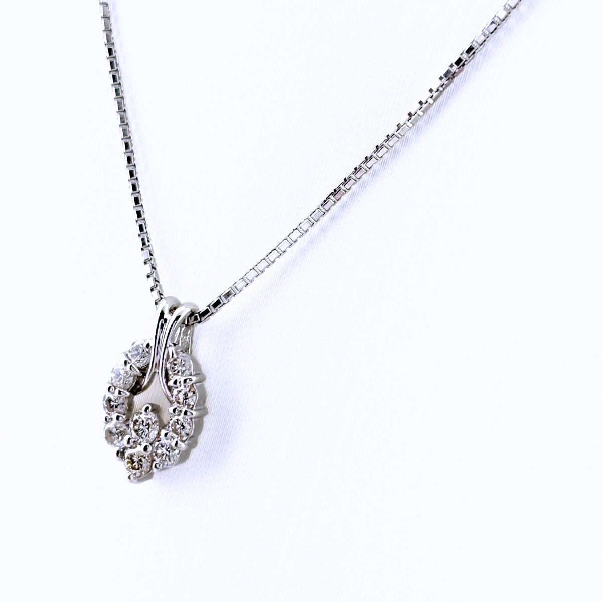 メレダイヤ デザインネックレス プラチナ ペンダント ネックレス Pt900 Pt850 ダイヤモンド レディース 【中古】