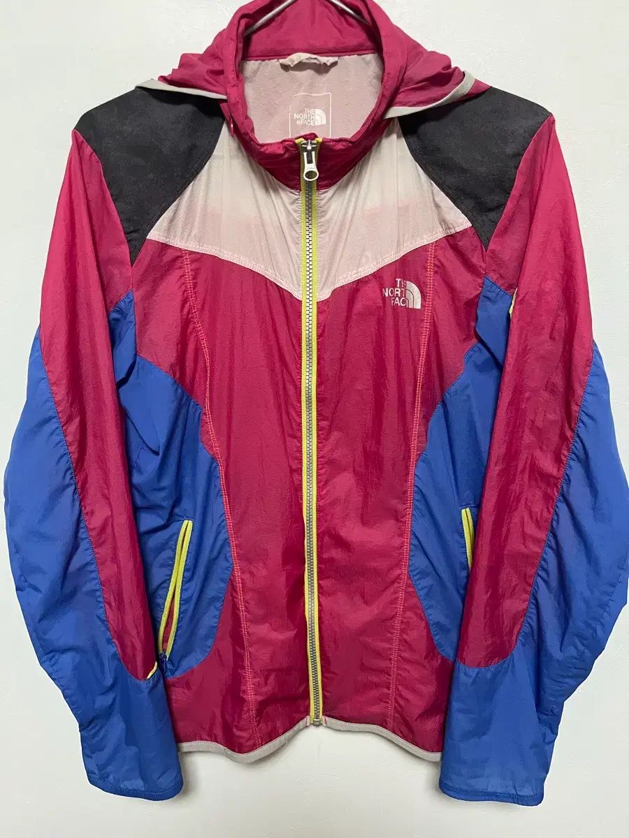 THE NORTH FACE ザノースフェイス レディース ウィンドブレーカー ジャケット COLOR ブロック