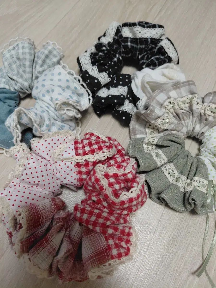 小物 ハンドメイド レース 飾り布 シュシュ セット