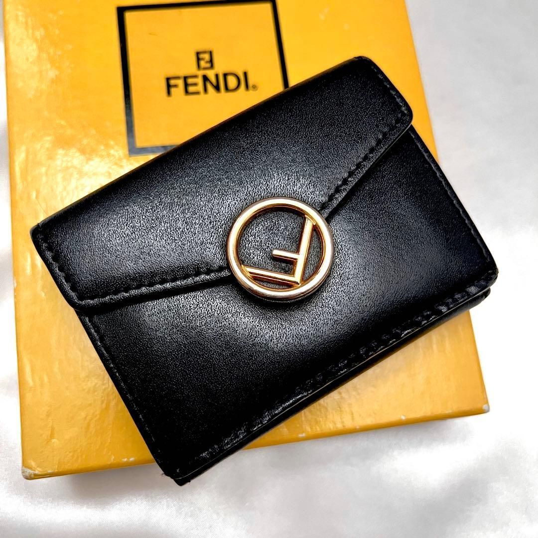 ◇美品◇フェンディ エフイズ ブラック×ゴールド金具 三つ折り財布 コンパクト