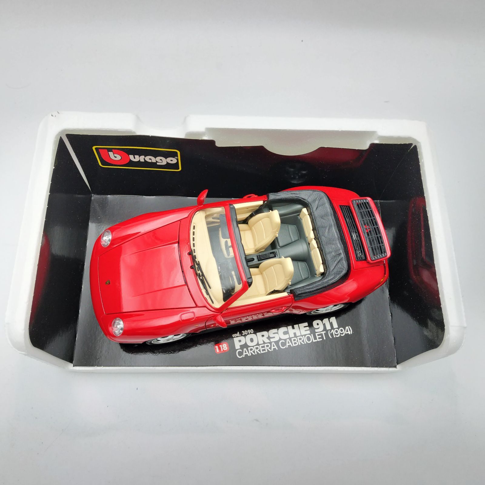 Bburago】ブラーゴ 1/18 ポルシェ 911 カレラ カブリオレ 1994 レッド