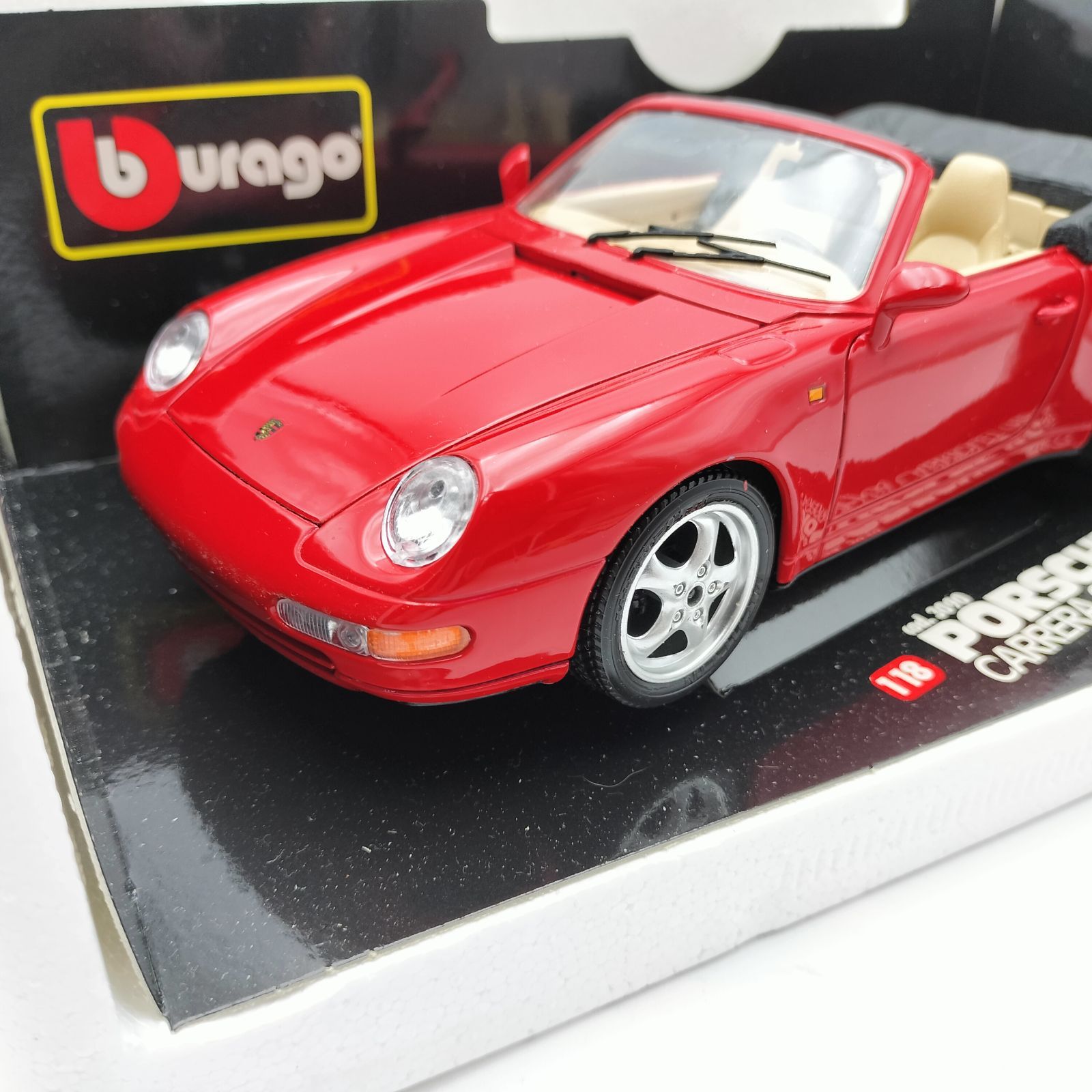 ブラゴ　ポルシェ911 カレラカブリオレ　1994 Bburago】ブラーゴ 1/18 ポルシェ 911 カレラ カブリオレ 1994 レッド
