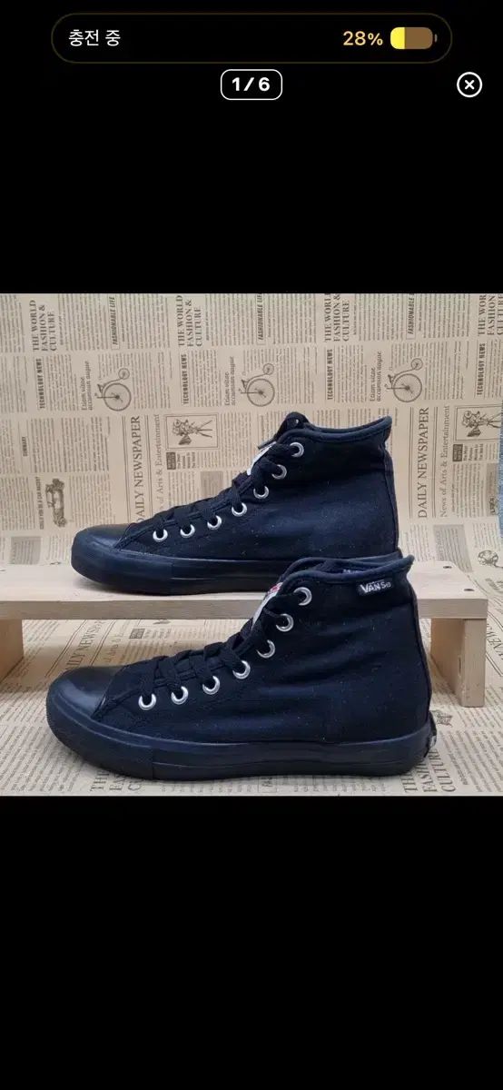 VANS オールブラック レディース ハイトップ 235