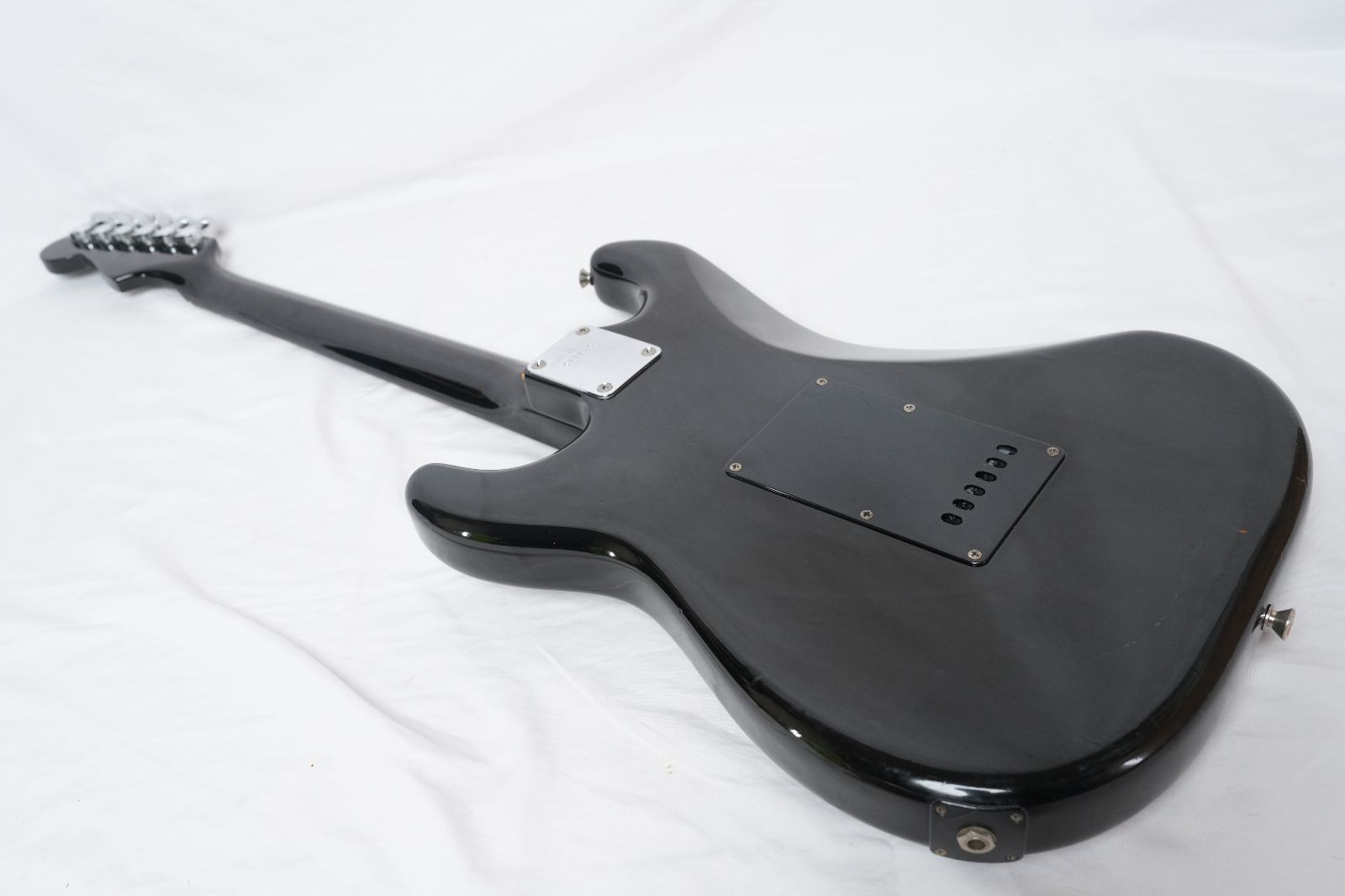 ☆FERNANDES ST-40 ALL BLACK 2H Stratocaster BLACK MADE IN JAPAN 80