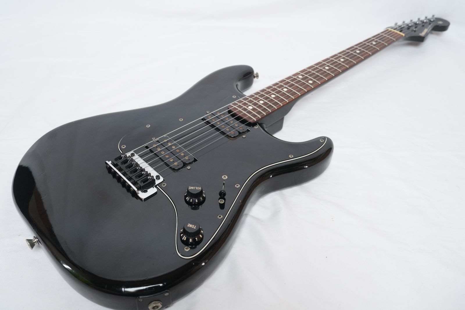 ☆FERNANDES ST-40 ALL BLACK 2H Stratocaster BLACK MADE IN JAPAN 80