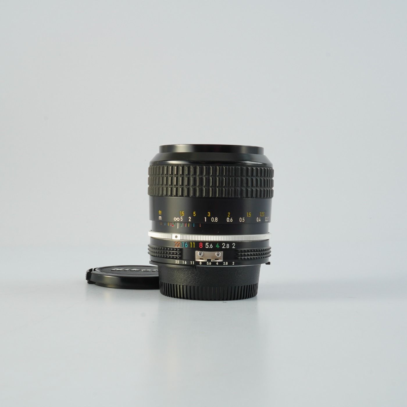 Nikon ニコン Ai NIKKOR 28mm F/2 単焦点レンズ
